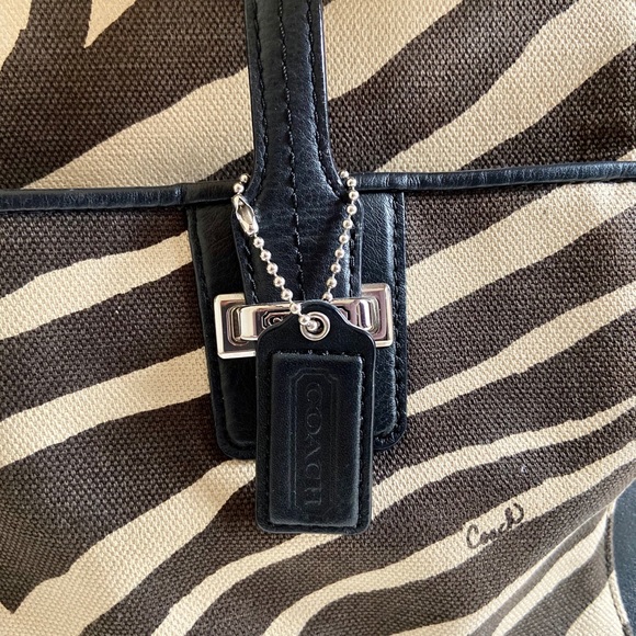 Coach handbag - Picture 3 of 4